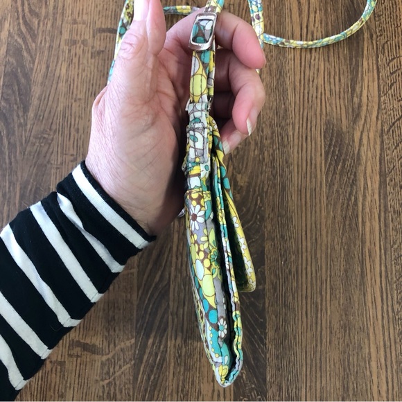 Vera Bradley Lemon Parfait Tiny Traveler Crossbody - Picture 12 of 14
